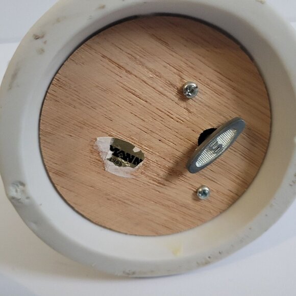 Mann 1982 Robin Bird with Flowers Music Box Milano Porcelain Vintage - Picture 8 of 9